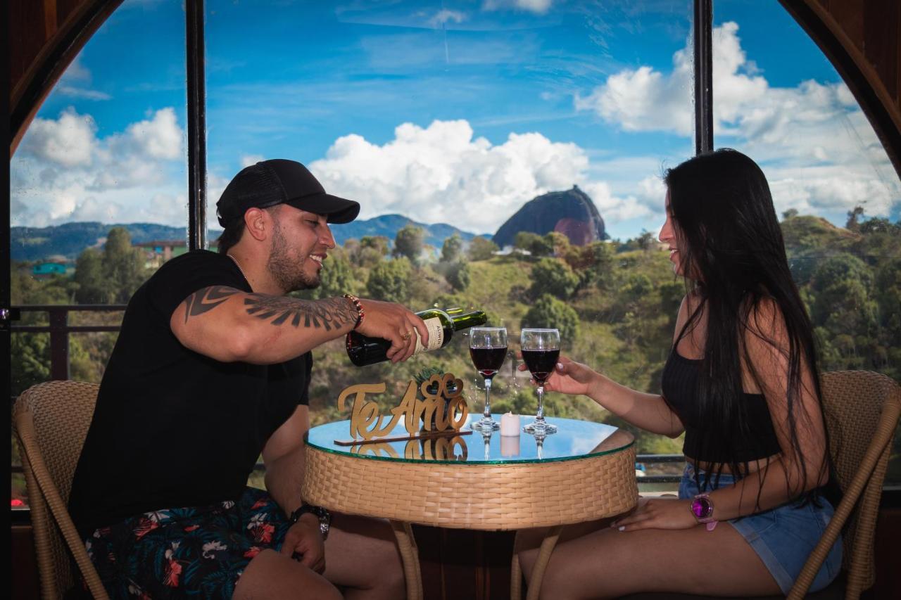 Glamping The Mountain Hotel กัวตาเป ภายนอก รูปภาพ