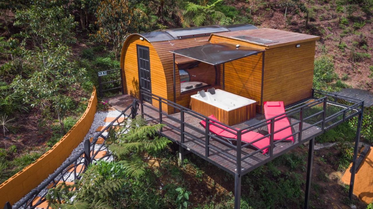 Glamping The Mountain Hotel กัวตาเป ภายนอก รูปภาพ