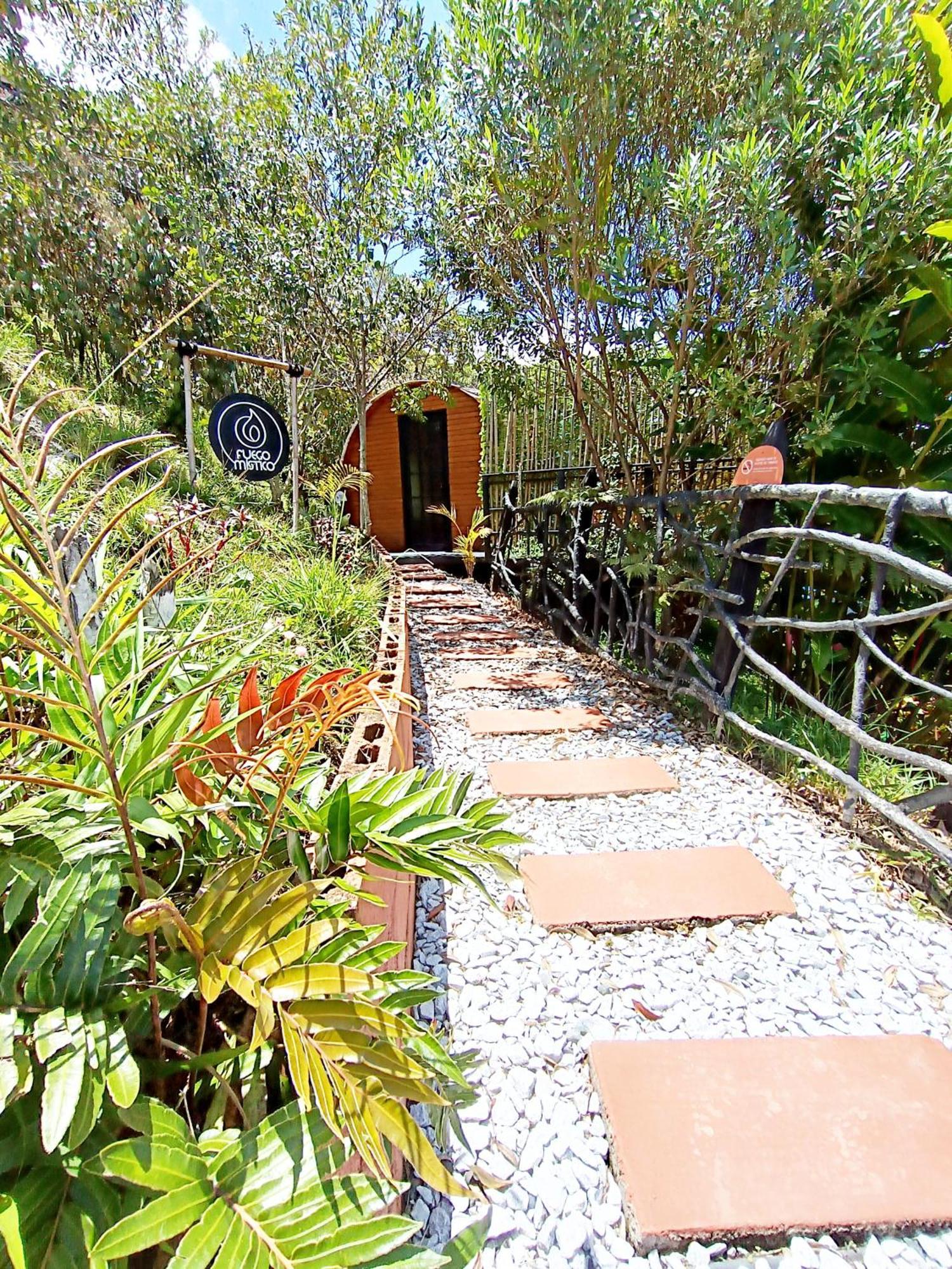 Glamping The Mountain Hotel กัวตาเป ภายนอก รูปภาพ